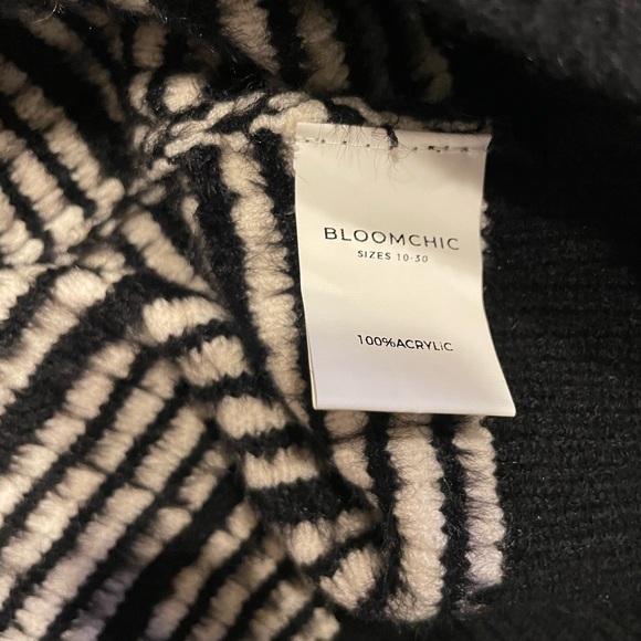 NWT Plaid Black and White Button Down Patched Pocket Cardigan Sz 12 (L) - Picture 5 of 6